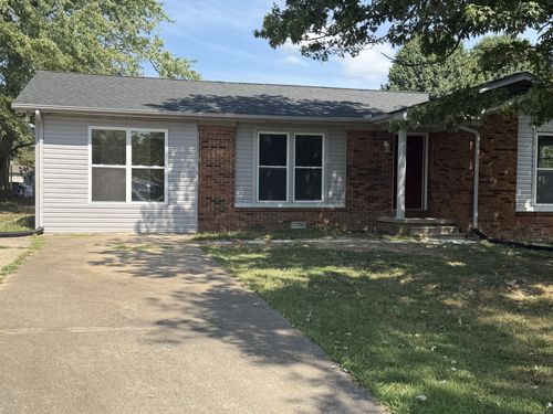 2118 Lambert Dr, Westmoreland, TN, 37186-2109 | Card Image