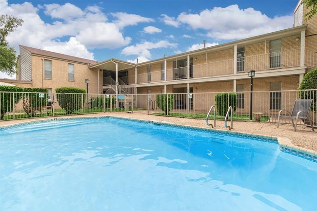 APT-316 - 6008 N Lamar Blvd, Condo with 1 bedrooms, 1 bathrooms and 1 parking in Austin TX | Image 10
