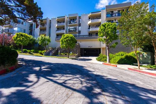 28121 Highridge Rd, Rolling Hills Estates, CA, 90275-3471 | Card Image