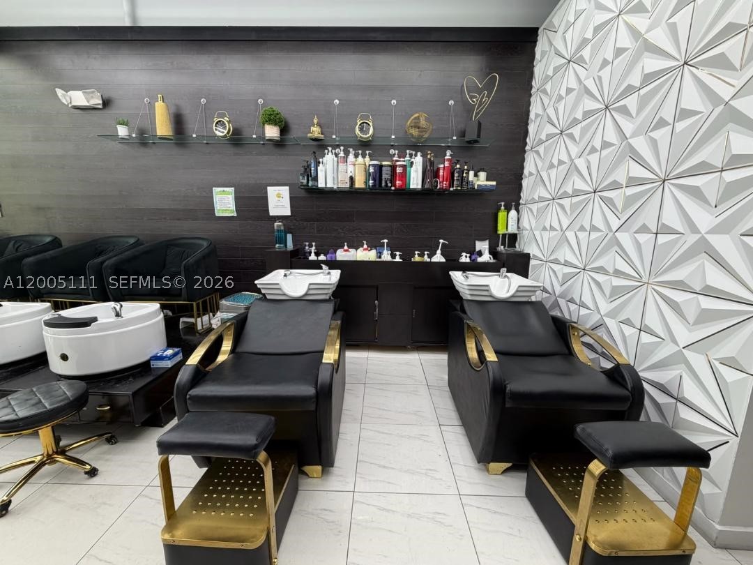 8290 Bird Rd, Miami, FL 33155