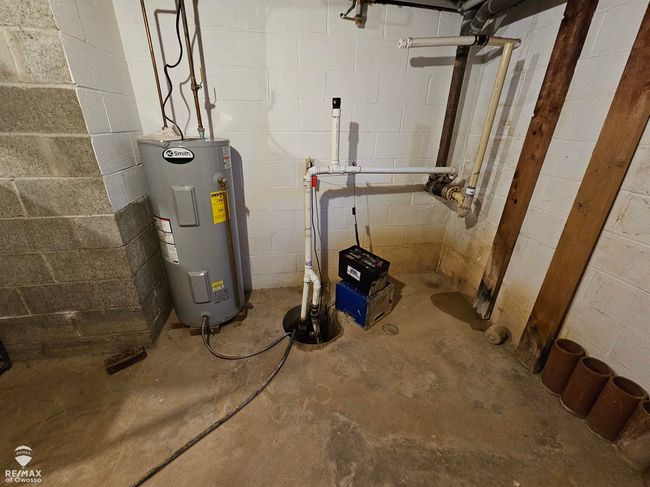View of he Sump Pump with Battery Back up and Hot Water heater | Image 35