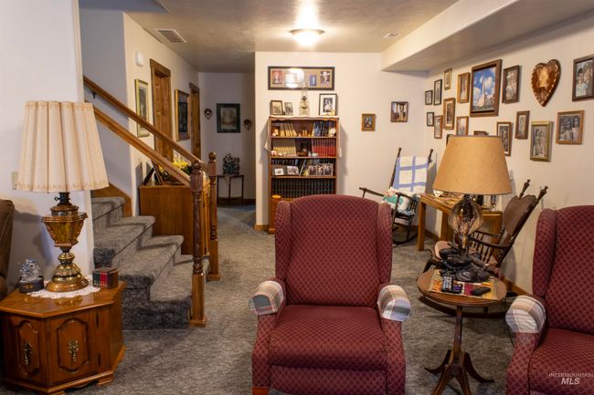 2318 S Elba Almo Rd, House other with 4 bedrooms, 2 bathrooms and 2 parking in Elba ID | Image 14