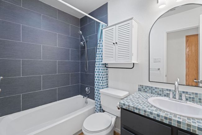 Renovated full bath | Image 21