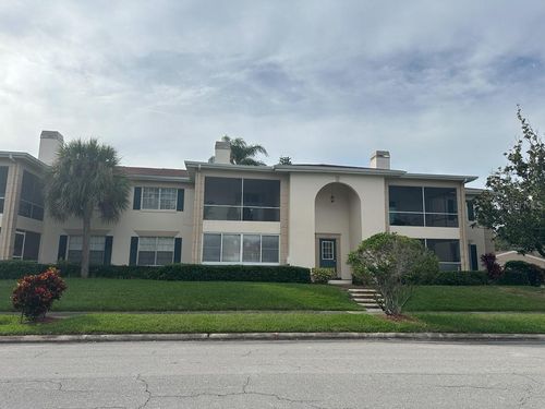 77-10325 Carrollwood Ln, TAMPA, FL, 33618-4703 | Card Image