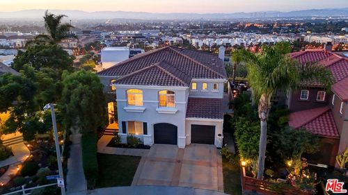 6829 Altamor Dr, Los Angeles, CA, 90045-6801 | Card Image