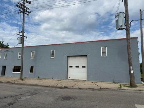 5526 19th Ave, Kenosha, WI, 53140-3553 | Card Image
