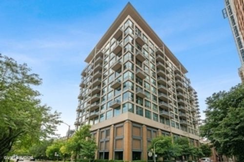 unit-1012-125 E 13th St, CHICAGO, IL, 60605-2677 | Card Image