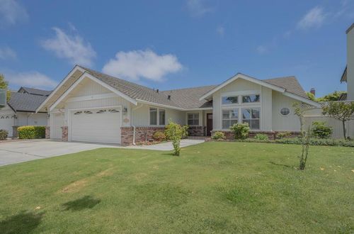 1121 Palo Alto Way, Salinas, CA, 93901-1084 | Card Image
