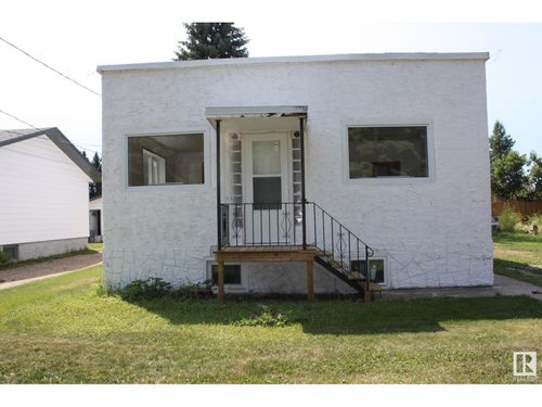 5103 49a Ave, Andrew, AB, T0B0C0 | Card Image