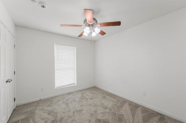 708 Sapphire Blvd, House other with 4 bedrooms, 2 bathrooms and null parking in Hewitt TX | Image 20
