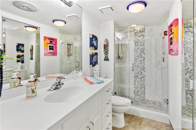 Ensuite bathroom for bedroom 2 | Image 21