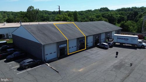 d-9208 Venture Ct, Manassas Park, VA, 20111-4843 | Card Image