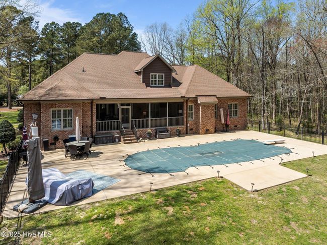 3860 Dixie Ridge Ln, House other with 4 bedrooms, 4 bathrooms and 3 parking in Grimesland NC | Image 5