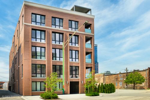 301-116 N Willard Ct, CHICAGO, IL, 60607-1918 | Card Image