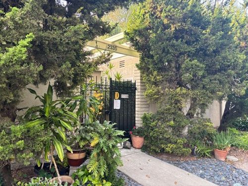 d-2335 Avenida Sevilla, Laguna Woods, CA, 92637-3375 | Card Image