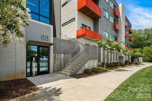 401-68 Craven St, Asheville, NC, 28806-4608 | Card Image