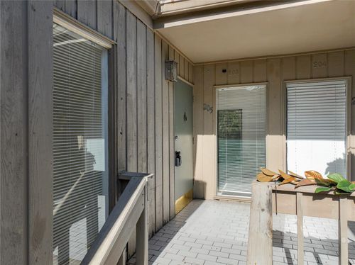 205-205 Crown Oaks Way, LONGWOOD, FL, 32779-5028 | Card Image