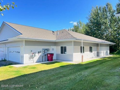 9650 E Forest Grove Cir, Palmer, AK, 99645-8890 | Card Image