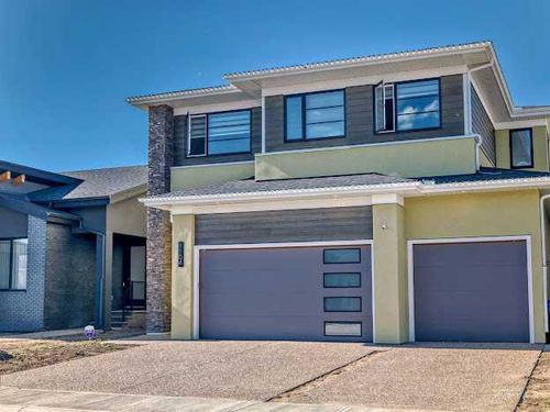 1104 Cranbrook Gdns Se, Calgary, AB, T3M3L3 | Card Image