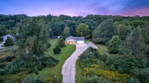 10218 Shady Oak Shores Dr, Jerome, MI, 49249-9881 | Card Image