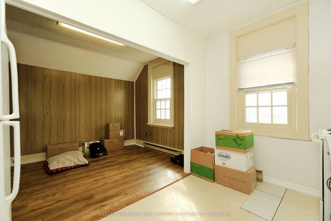 329 Josephine St, Home with 11 bedrooms, 6 bathrooms and 10 parking in Huron ON | Image 8