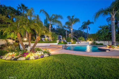 5366 Collingwood Cir, Calabasas, CA, 91302-3138 | Card Image