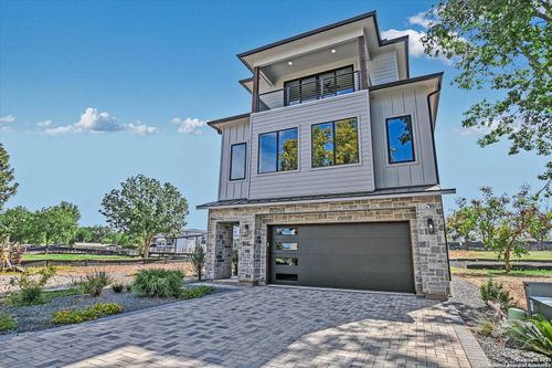 516 Lake St, Kingsland, TX, 78639-3967 | Card Image
