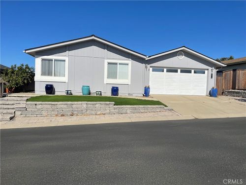 967 S White Dove Dr, Santa Maria, CA, 93455-2479 | Card Image