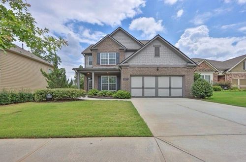 6651 Rivergreen Rd, Flowery Branch, GA, 30542-5133 | Card Image