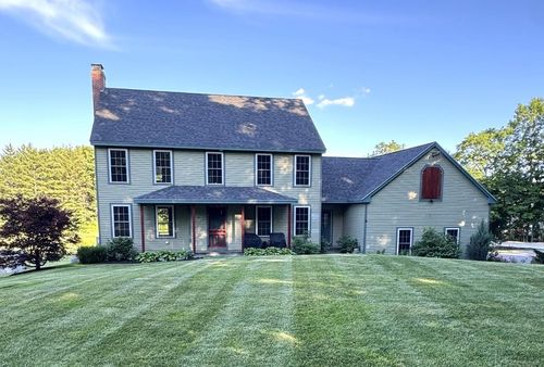 8 Old Mill Ln, Rollinsford, NH, 03869-5904 | Card Image