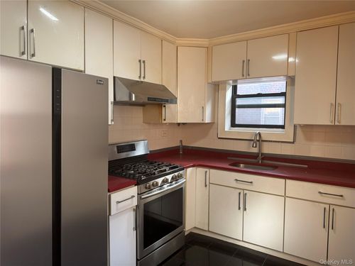 5h-14336 Barclay Ave, Flushing, NY, 11355-6916 | Card Image