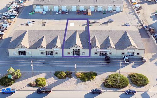 3-4002 9 Ave N, Lethbridge, AB, T1H6T8 | Card Image