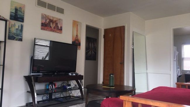 Living Room | Image 5