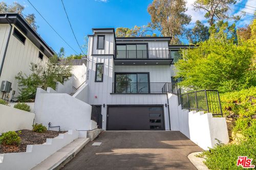 6565 Pickwick St, LOS ANGELES, CA, 90042-1551 | Card Image