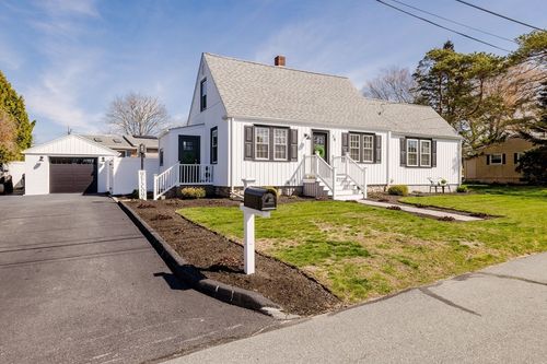 38 Jesse St, Fairhaven, MA, 02719 | Card Image