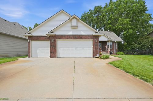 2553 N Hazelwood St, Wichita, KS, 67205-2409 | Card Image