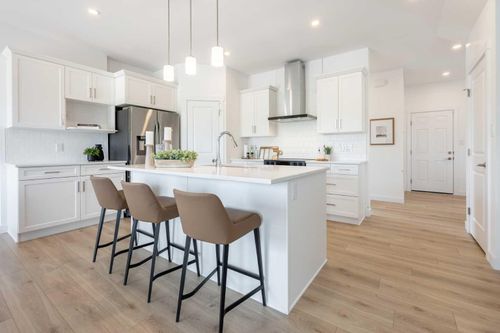 10 Appaloosa Cres, Cochrane, AB, T4C3E5 | Card Image