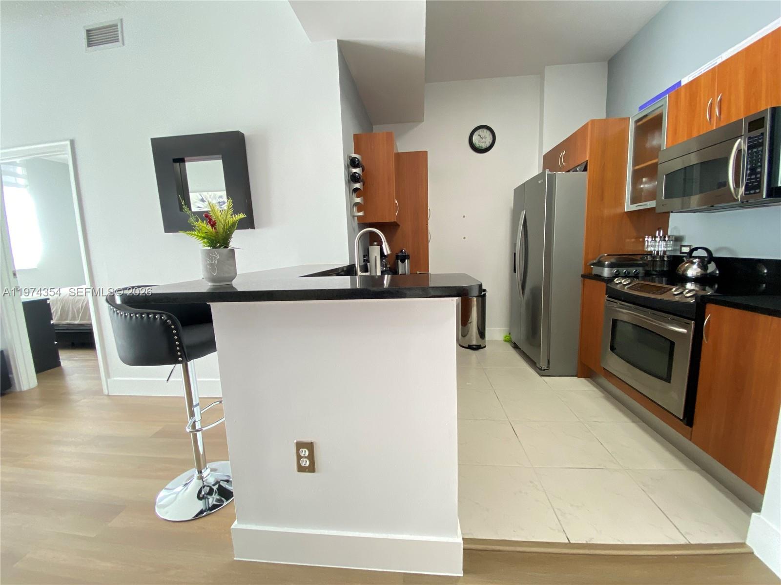 Residential Lease in Aventura 3