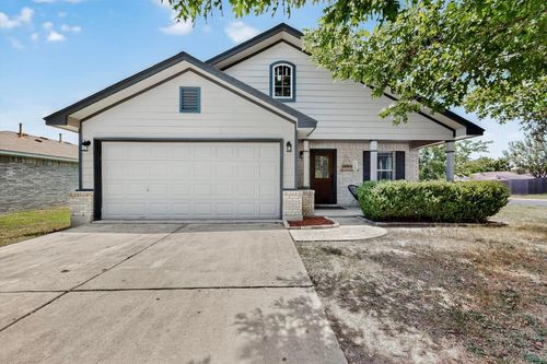 129 Salado Dr, Kyle, TX, 78640-5578 | Card Image
