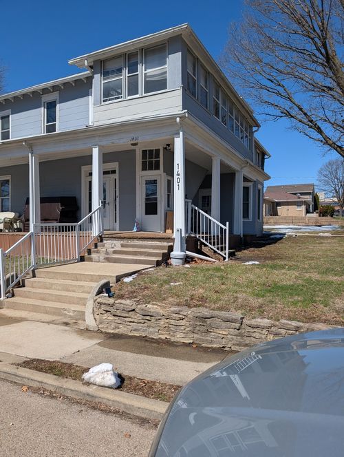 1401 Bluff St, Peru, IL, 61354-3613 | Card Image