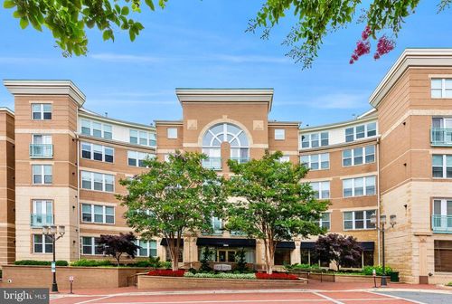 235-12000 Market St, RESTON, VA, 20190-5698 | Card Image
