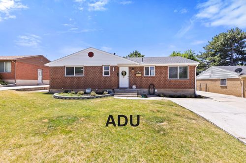 985 1st St, Ogden, UT, 84404-4040 | Card Image