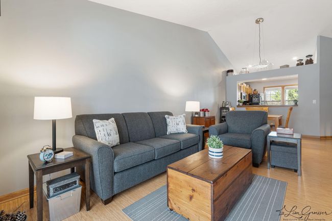 13-web-or-mls-A7401747 | Image 4