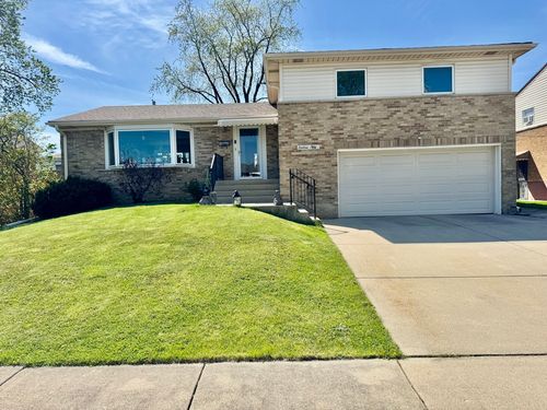 1650 Charleston Ct, Melrose Park, IL, 60160-2417 | Card Image