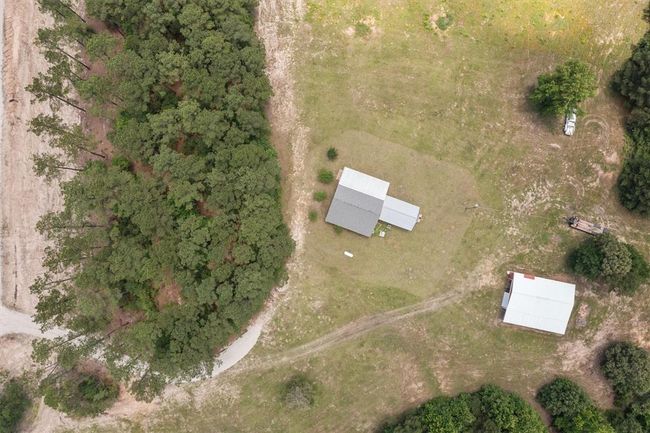 656 Vineyard View Trail, House other with 3 bedrooms, 3 bathrooms and null parking in Grapeland TX | Image 31