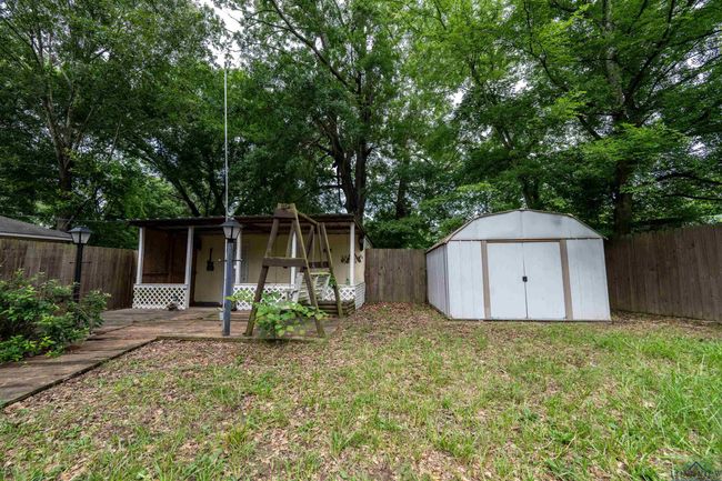 819 Carlisle Dr, House other with 2 bedrooms, 2 bathrooms and null parking in Kilgore TX | Image 12
