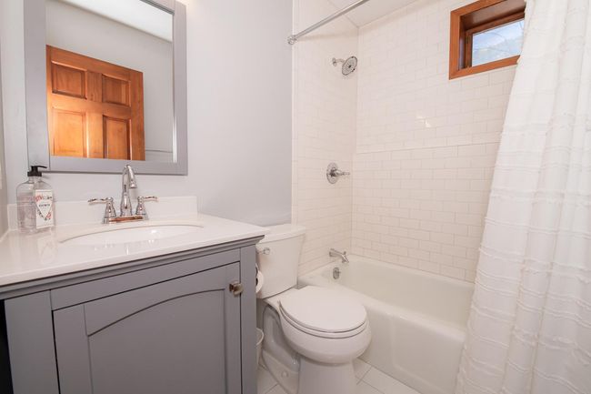 27 bathroom.jpg | Image 33