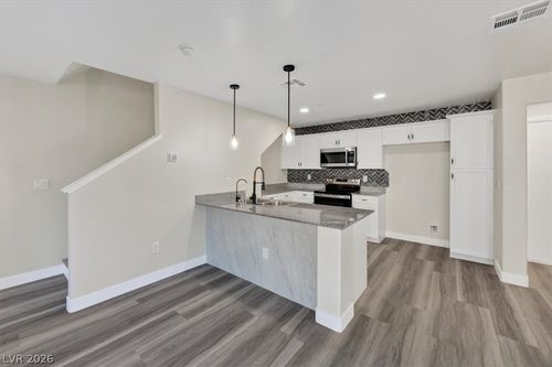 6811 Sage Gold Ct, North Las Vegas, NV, 89086-1644 | Card Image