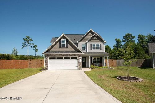 704 Mooring Ct, Sneads Ferry, NC, 28460-6947 | Card Image