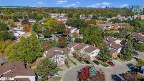 7-3339 Council Ring Rd, Mississauga, ON, L5L2A9 | Card Image
